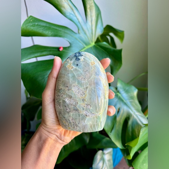 Other - Garnierite ( Green Moonstone ) Freeform